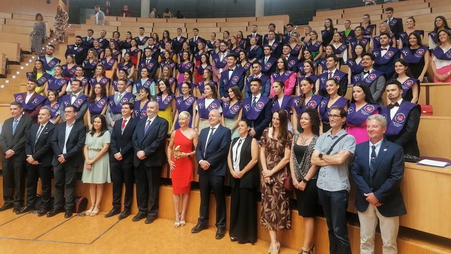 Graduación de la VIII promoción del Grado en Farmacia de la UMH de Elche