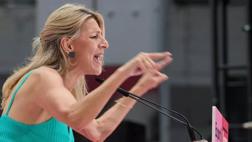 Yolanda Díaz a Feijóo: "Explíquenos sus relaciones con el narcotráfico"