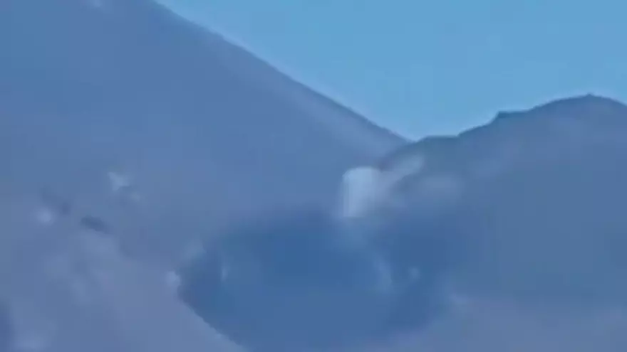Stop bulos: ni erupción en el Teide ni incendio, lo que se ve en un vídeo viral no es volcánico