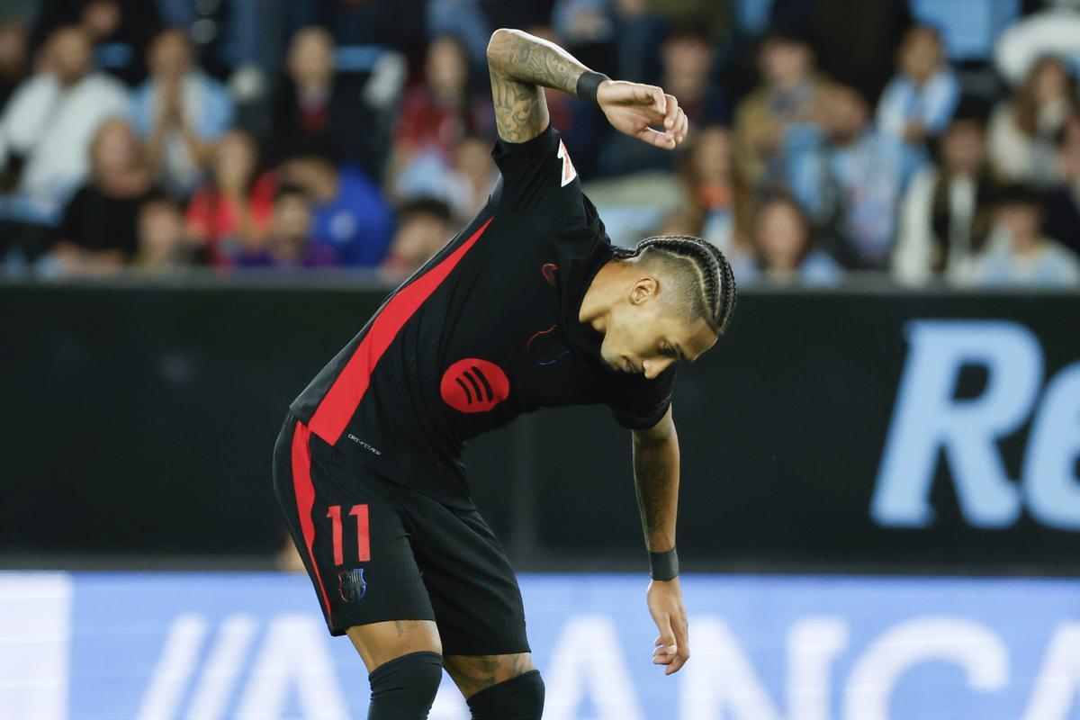 Raphinha molesto tras el empate del Celta