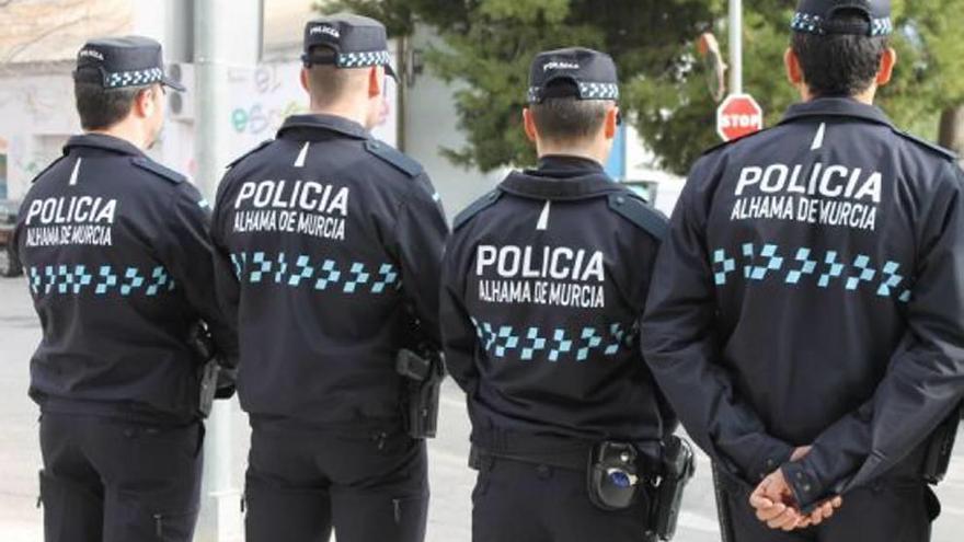 A mordiscos contra la Policía Local