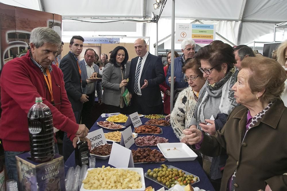 Todos los pueblos de Córdoba en una visita a la Feria de los Municipios.