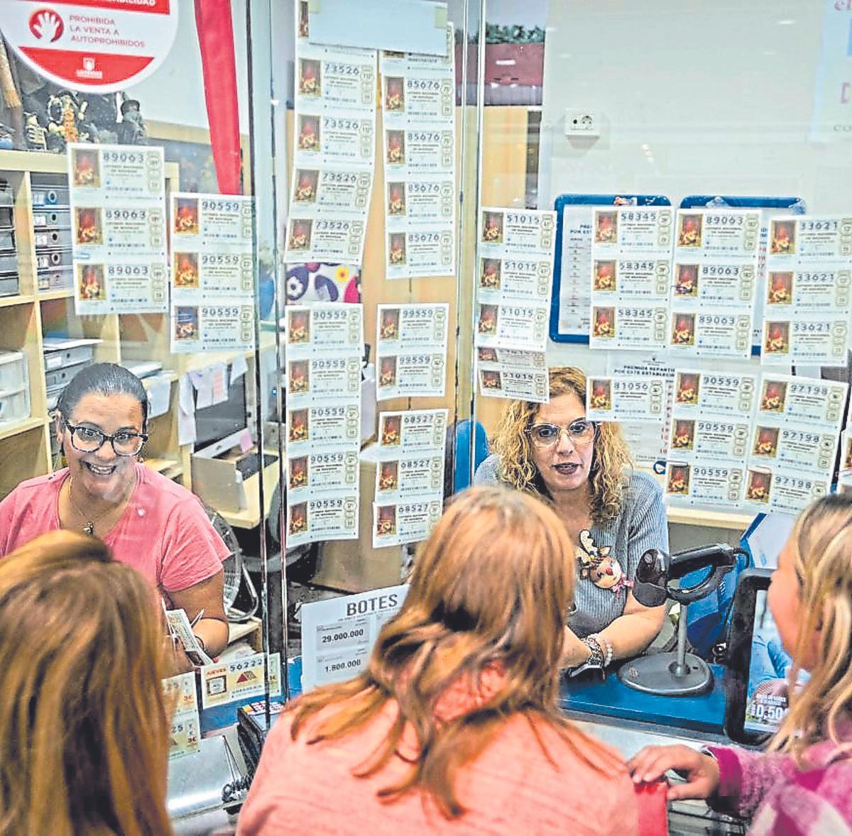 Administración de lotería en Añaza.