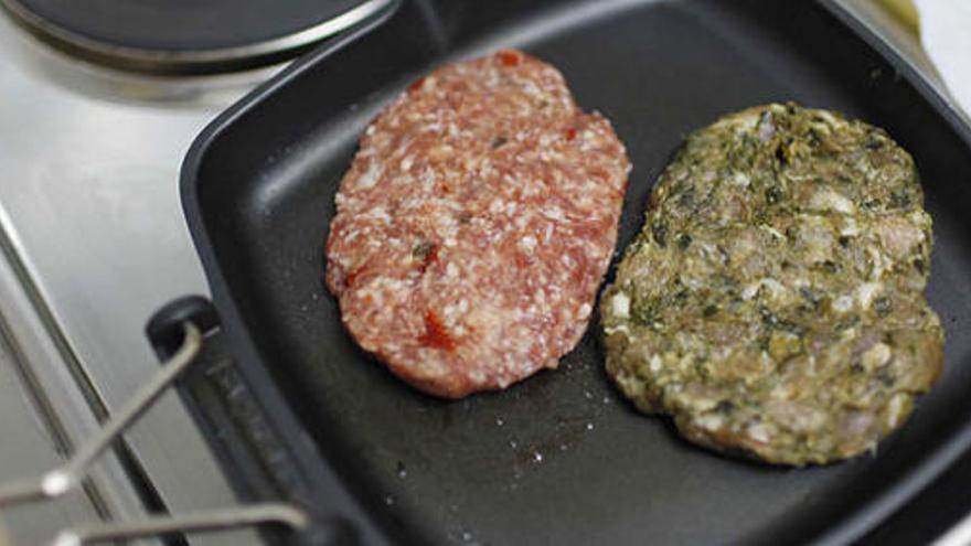 Una hamburguesa a la plancha.