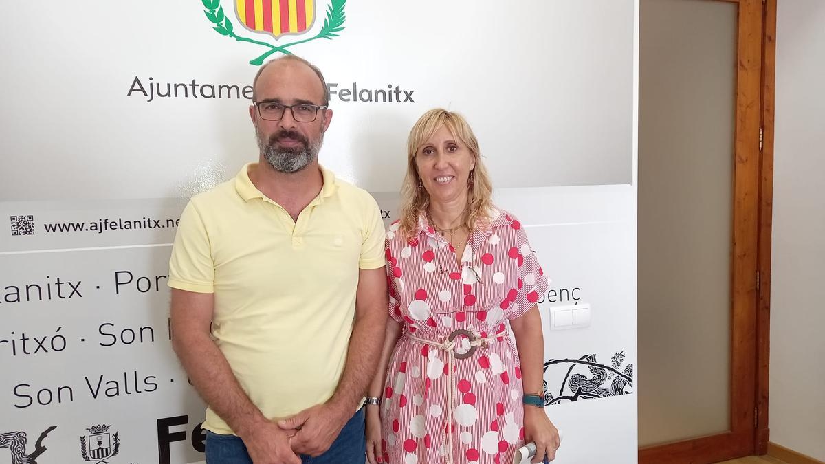 Jaume Monserrat y Catalina Soler, este martes en el Ayuntamiento tras anunciar la sanción a la concesionaria.