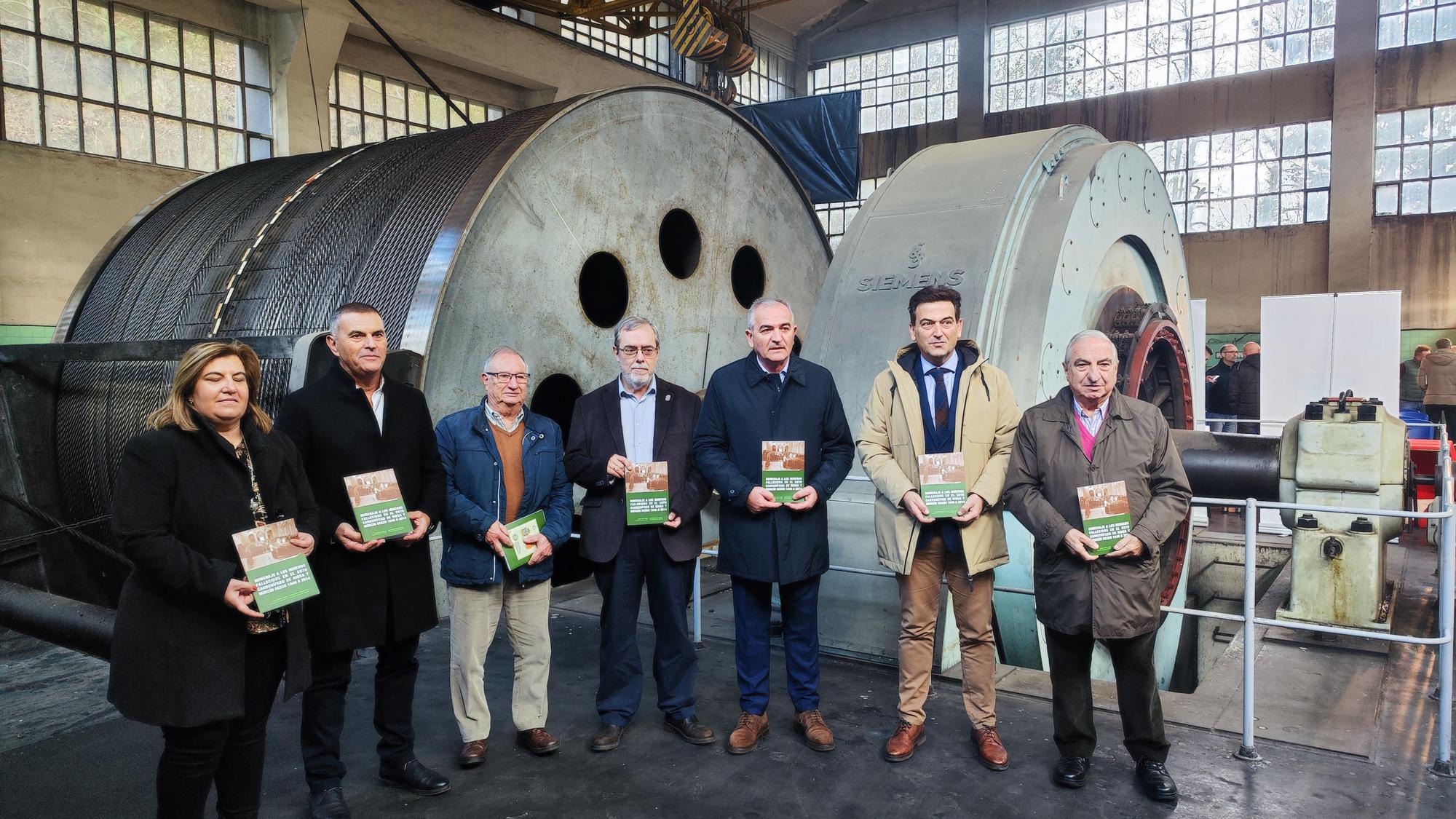 La presentación del libro homenaje a los mineros, en imágenes