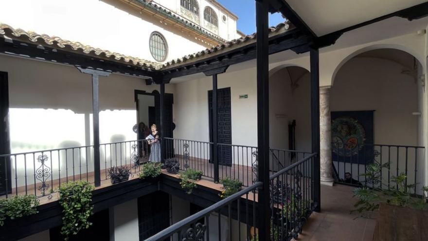 Presentación de un libro sobre fraudes empresariales