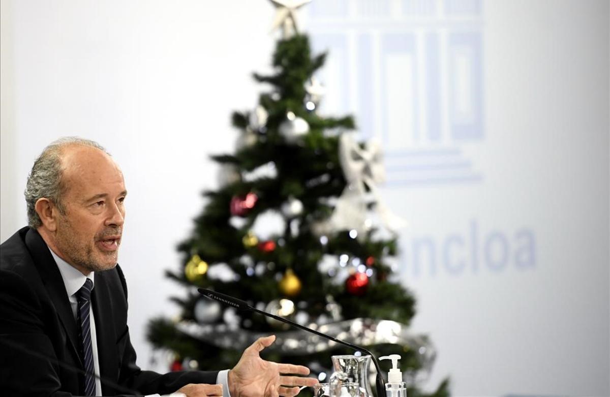 El ministro de Justicia  Juan Carlos Campo  comparece en rueda de prensa posterior al Consejo de Ministros celebrado en Moncloa  en Madrid (Espana)  a 15 de diciembre de 2020   15 DICIEMBRE 2020 MARIA JESUS MONTERO JUAN CARLOS CAMPO HACIENDA JUSTICIA GOBIERNO POLITICA ECONOMIA CONSEJO DE MINISTROS  EUROPA PRESS O CANAS POOL  15 12 2020