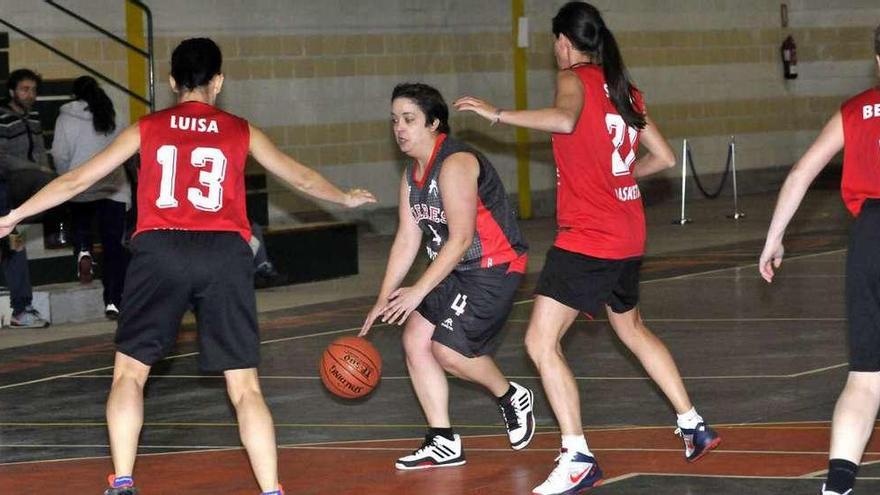 Rioturbio acoge la primera jornada de la Liga de Madres