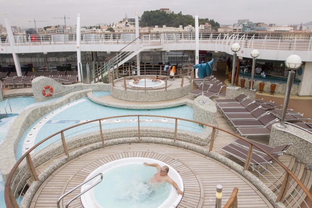 Escala del crucero MSC Fantasía en el puerto de Cartagena