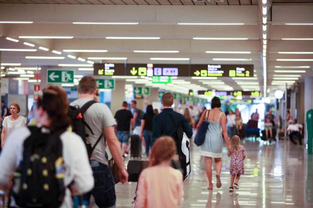 Sábado récord en el aeropuerto de Palma: más de 180.000 pasajeros