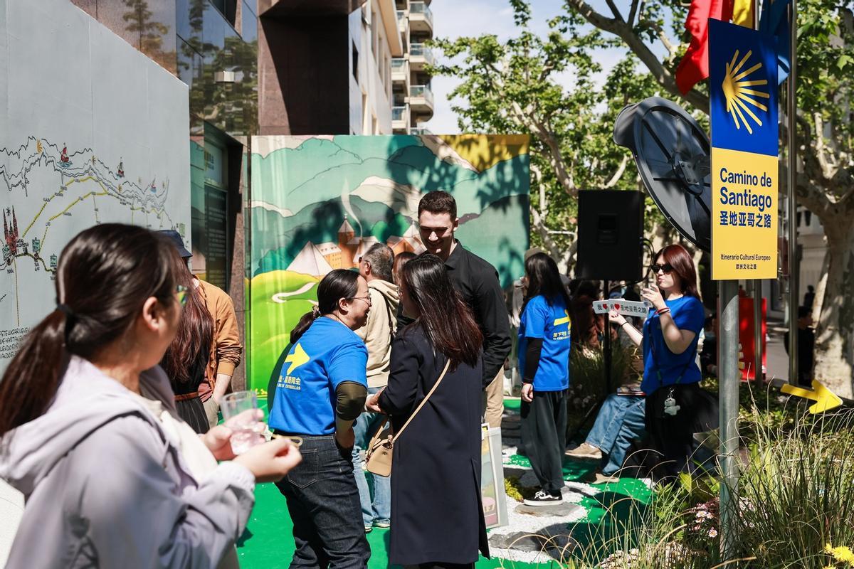 El Camino de Santiago aterriza en Shangai para conquistar el mercado chino y atraer turistas a Galicia