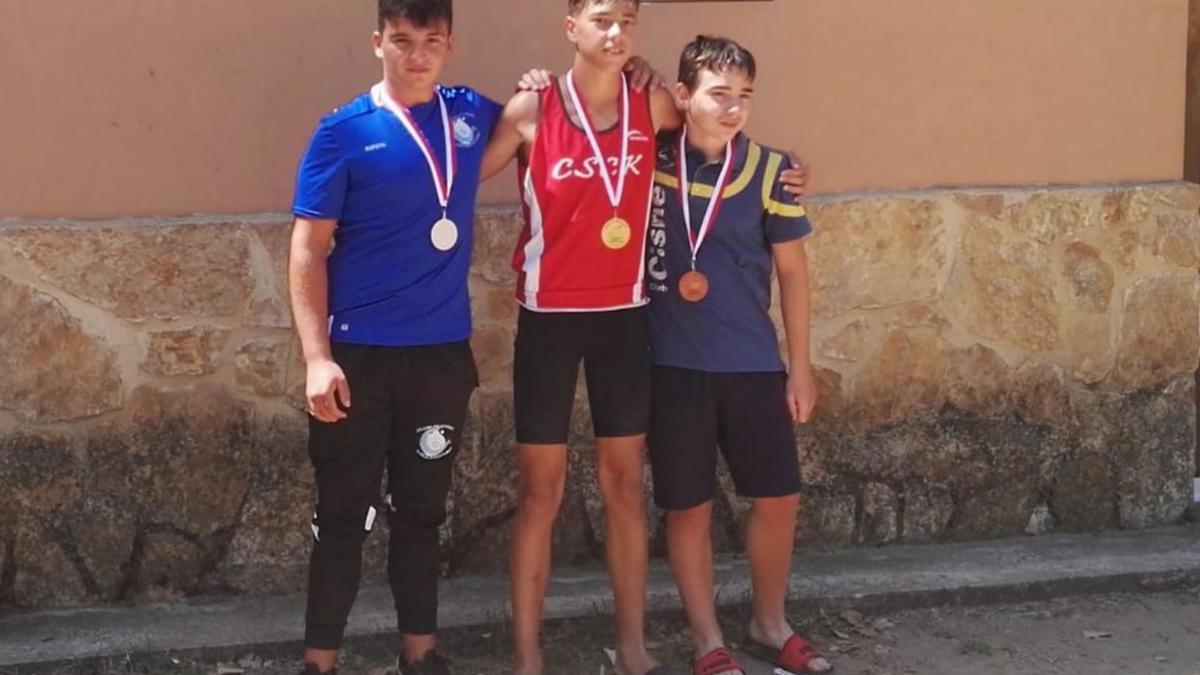 Los medallistas del club villaralbino. | Cedida