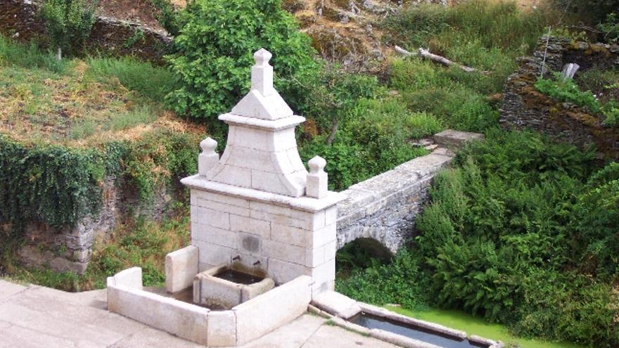 Imagen de la fuente de &quot;Los Caños&quot; ubicada en la localidad de Alcañices