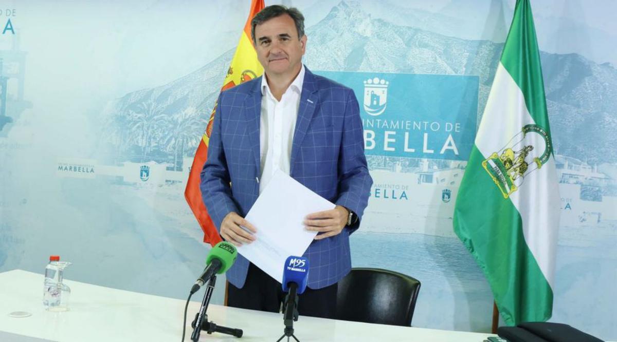 El portavoz municipal, Félix Romero, ayer, tras su comparecencia.