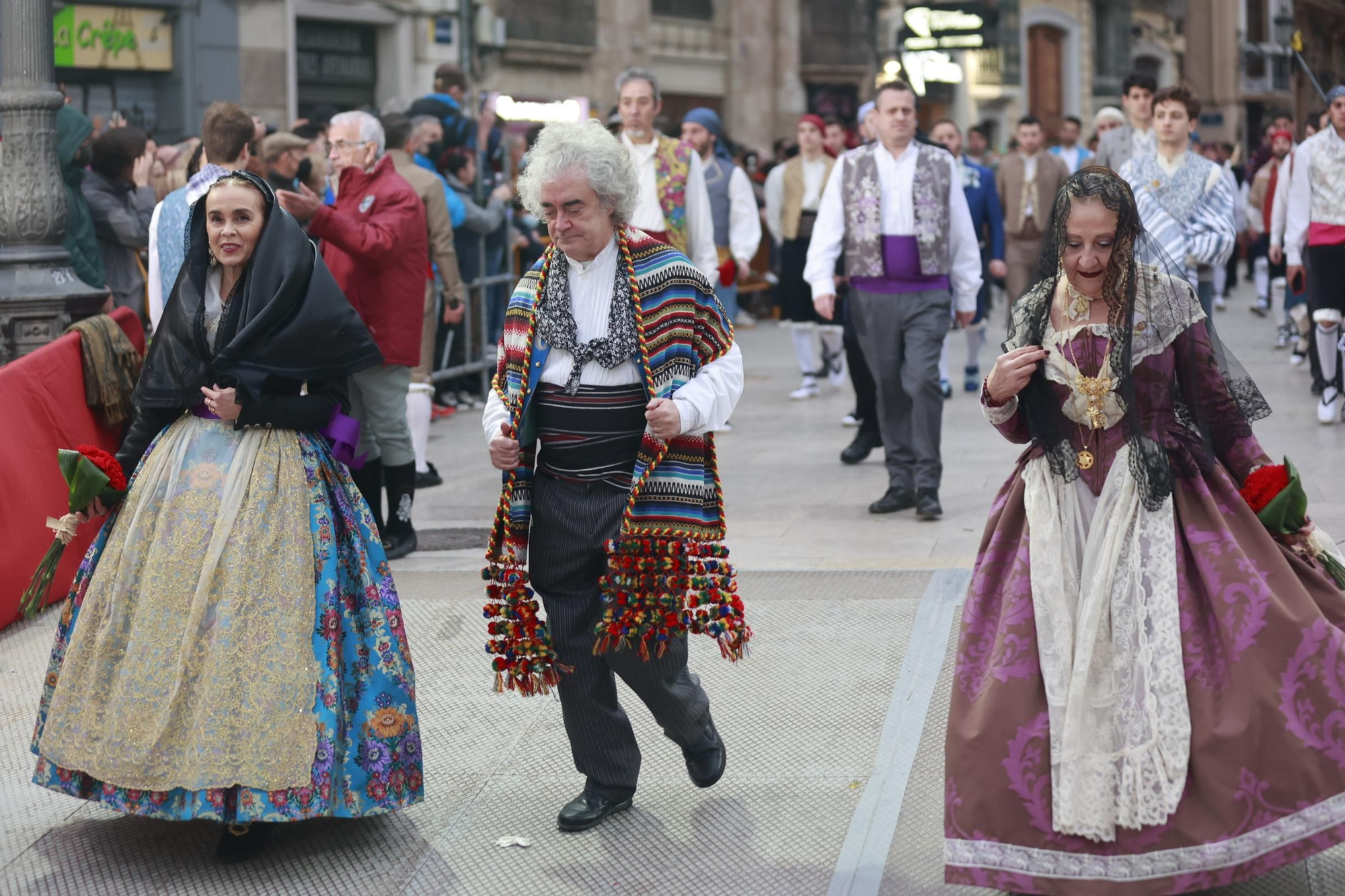 Búscate en el segundo día de ofrenda por la calle Quart (entre las 18:00 a las 19:00 horas)