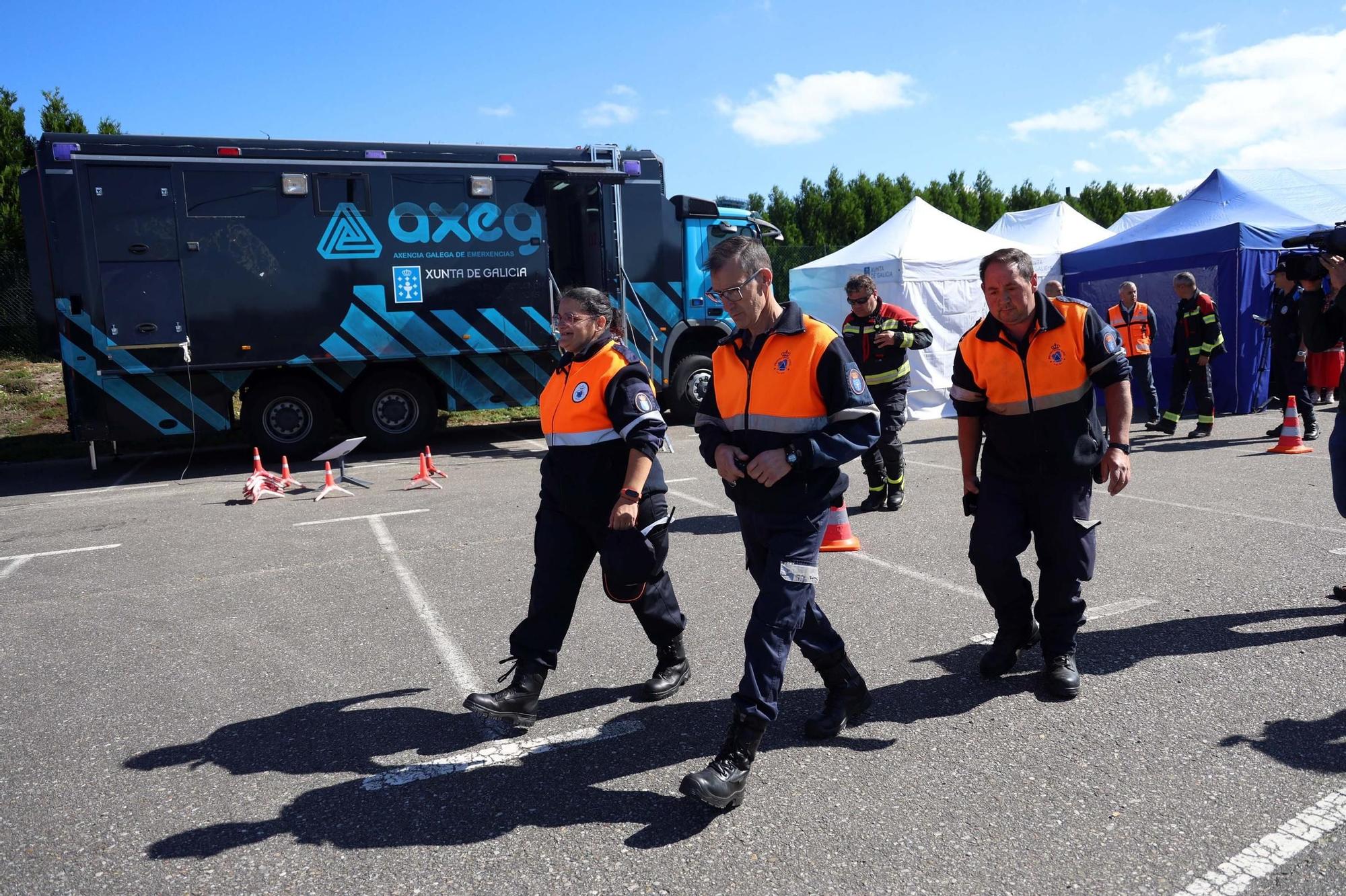 Galicia se prepara con todos sus medios para combatir un gran incendio