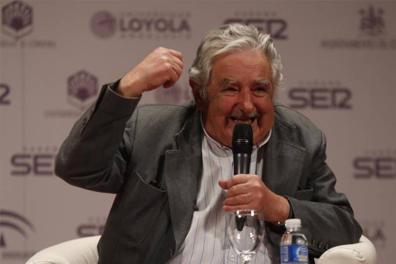GALERÍA DE FOTOS / José Mujica, en Córdoba