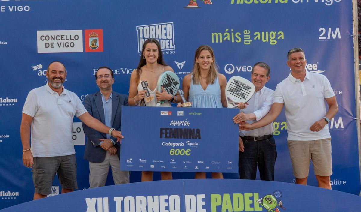 Laura Barros y Emma Pallas fueron las campeonas en la categoría femenina.