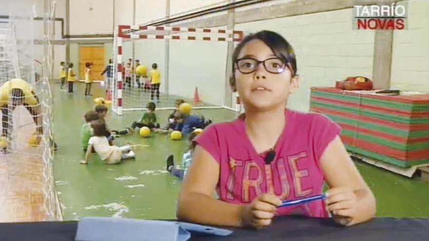 Escolares de Tarrío elaboran un telediario