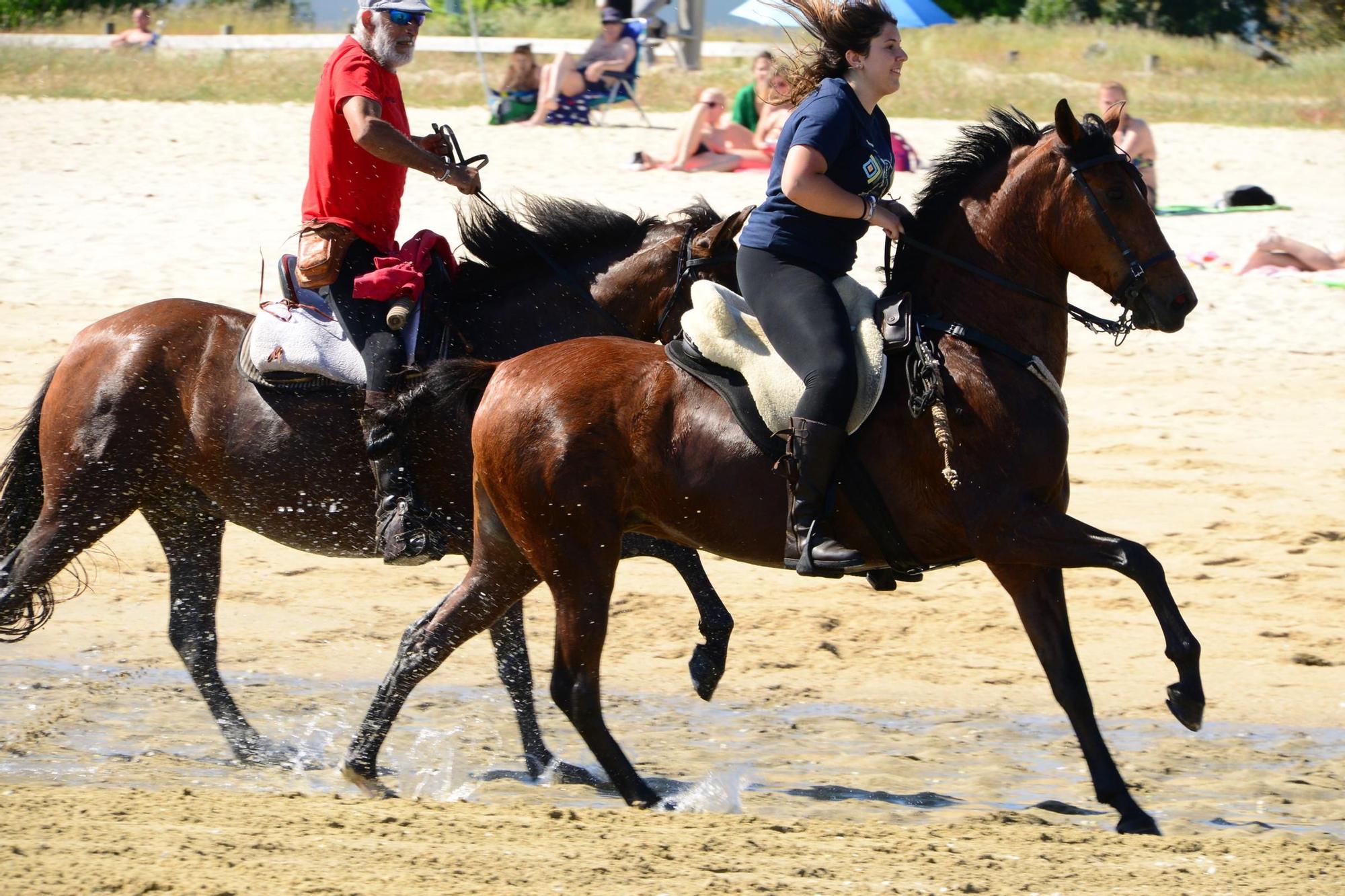 Una espectacular jornada a caballo por Moaña (I)