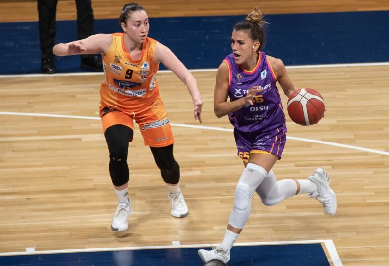 Partido de baloncesto femenino: Clarinos-Quesos El Pastor