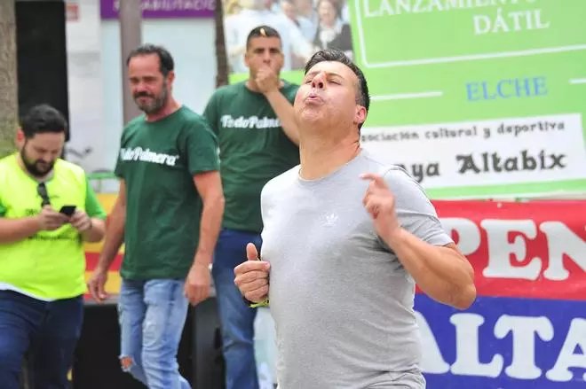 Los mejores momentos del campeonato mundial de lanzamiento de hueso de dátil en Elche