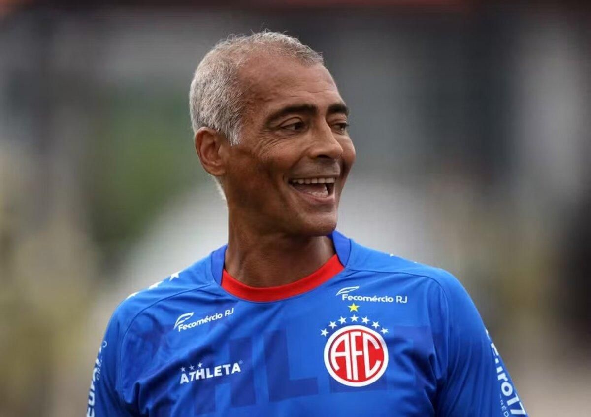 Romário entrenando con el América