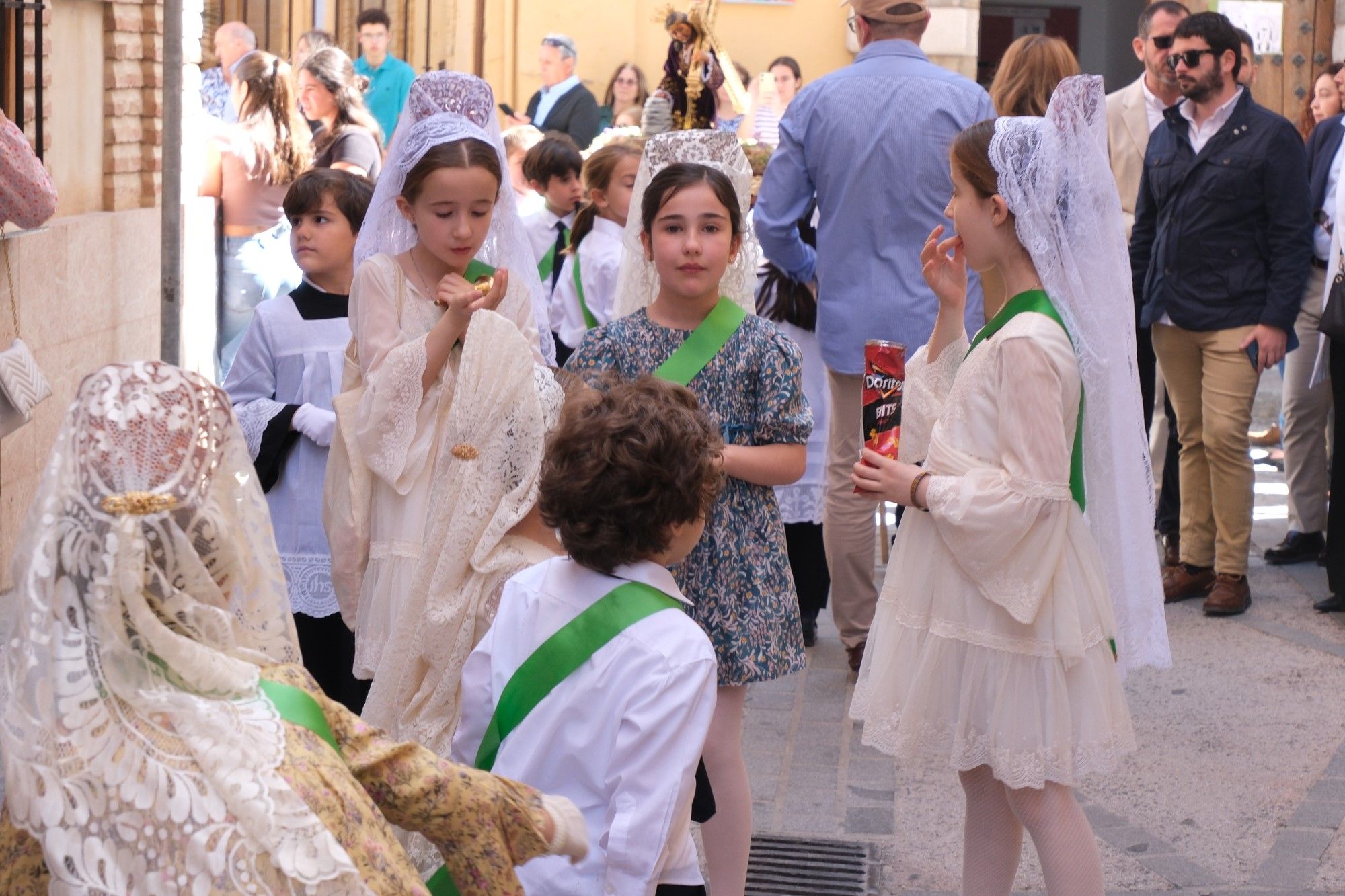 Concentración de tronos chicos en Antequera