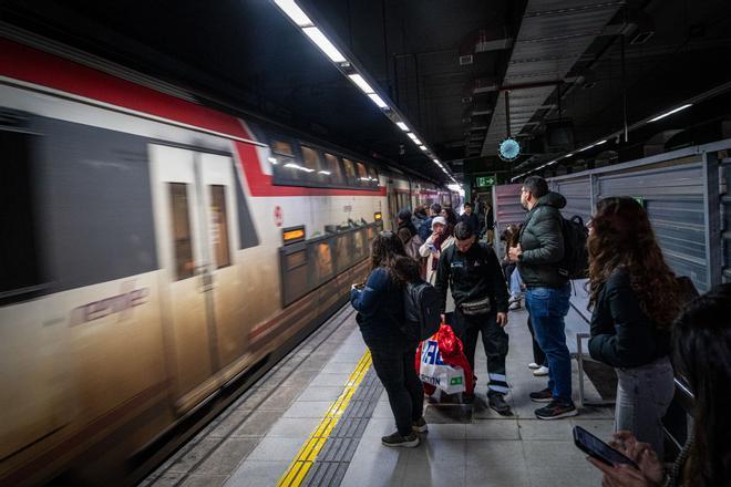 Mañana de caos en Rodalies: robos de cable y otras incidencias dejan retrasos en la R2, la R3, la R8, la R11, la R13 y la R14
