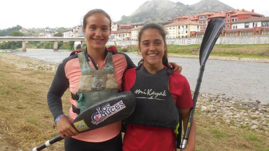 Por la izquierda, Elena Hernanz y Ángela Migoya.