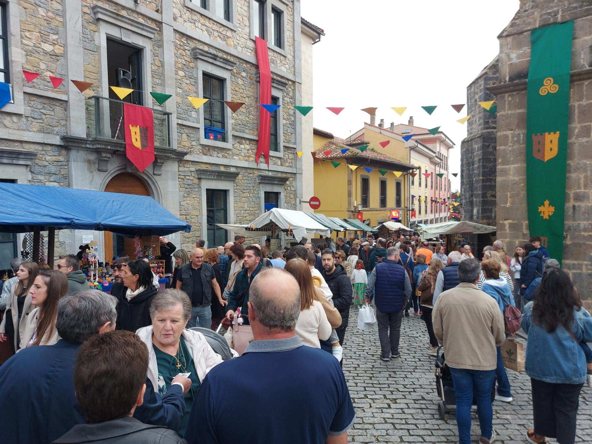 En imágenes: Domingo de lleno en la Feria Medieval de Salas