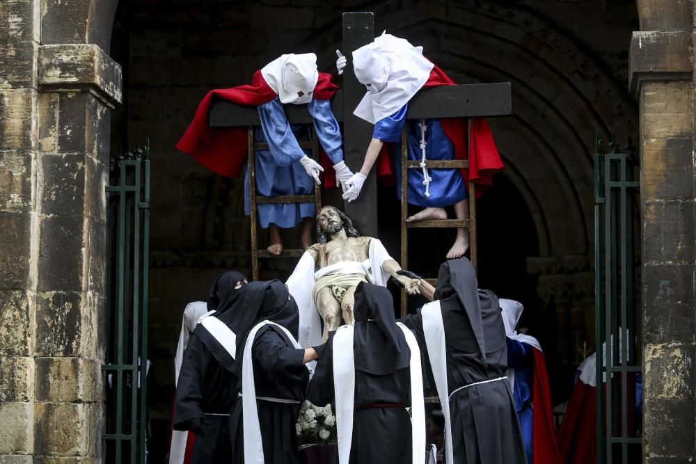 Desenclavo en la iglesia de San Nicolás de Bari