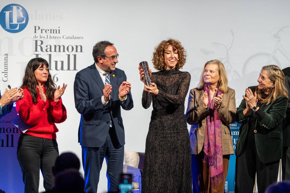 Agnès Marquès recoge el Premi Ramon Llull de les Lletres Catalanes.