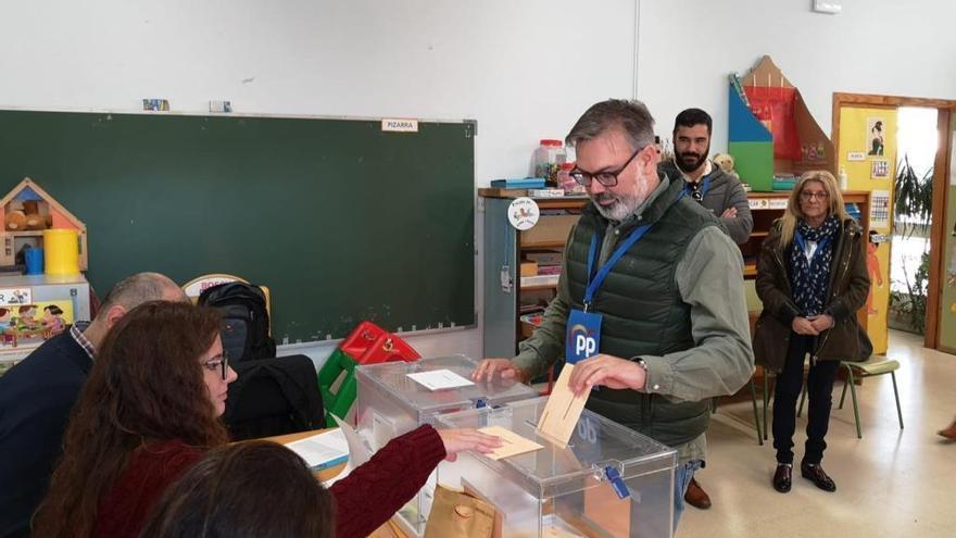 Fernando Pizarro: &quot;El descenso de participación es una llamada de atención de los ciudadanos al PSOE&quot;