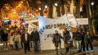 Protesta por los cortes de luz en la Prosperitat