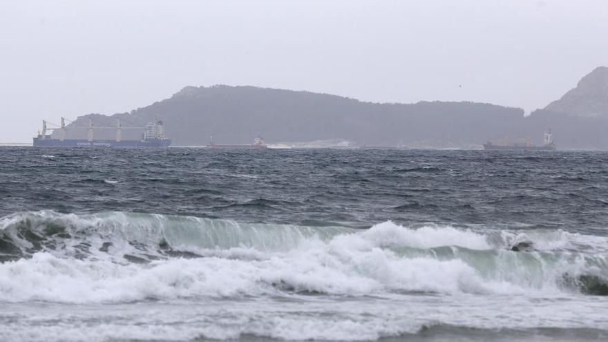 Suspenden las actividades al aire libre en Pontevedra y A Coruña