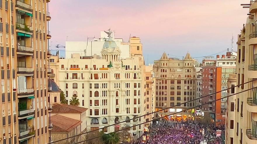 Arranca la manifestación del 8M en València