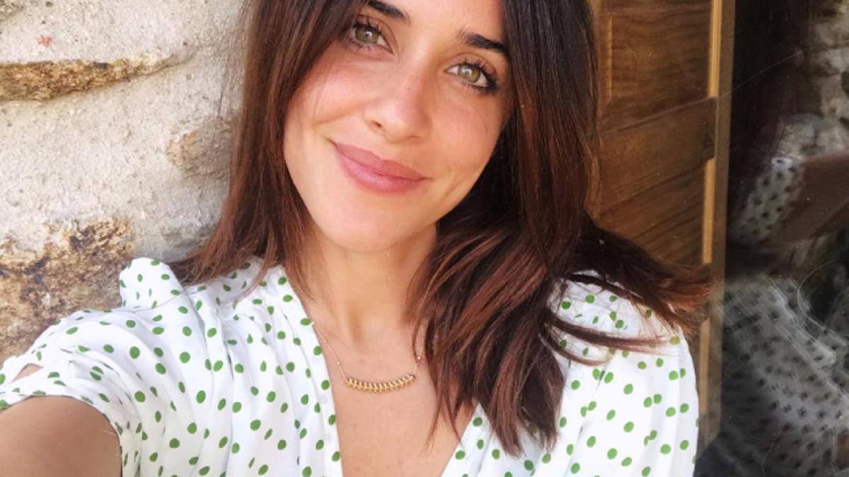 Macarena García tiene el vestido de nido de abeja para el verano más bonito que verás esta temporada