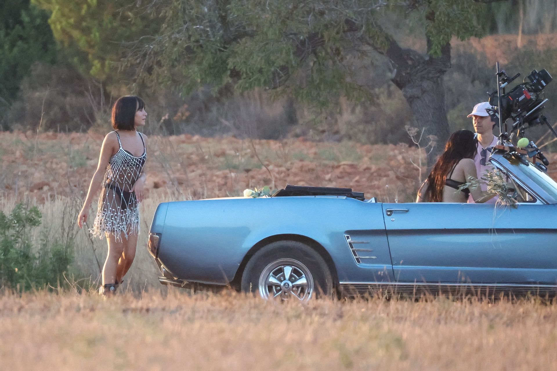 Aitana y Danna Paola videoclip