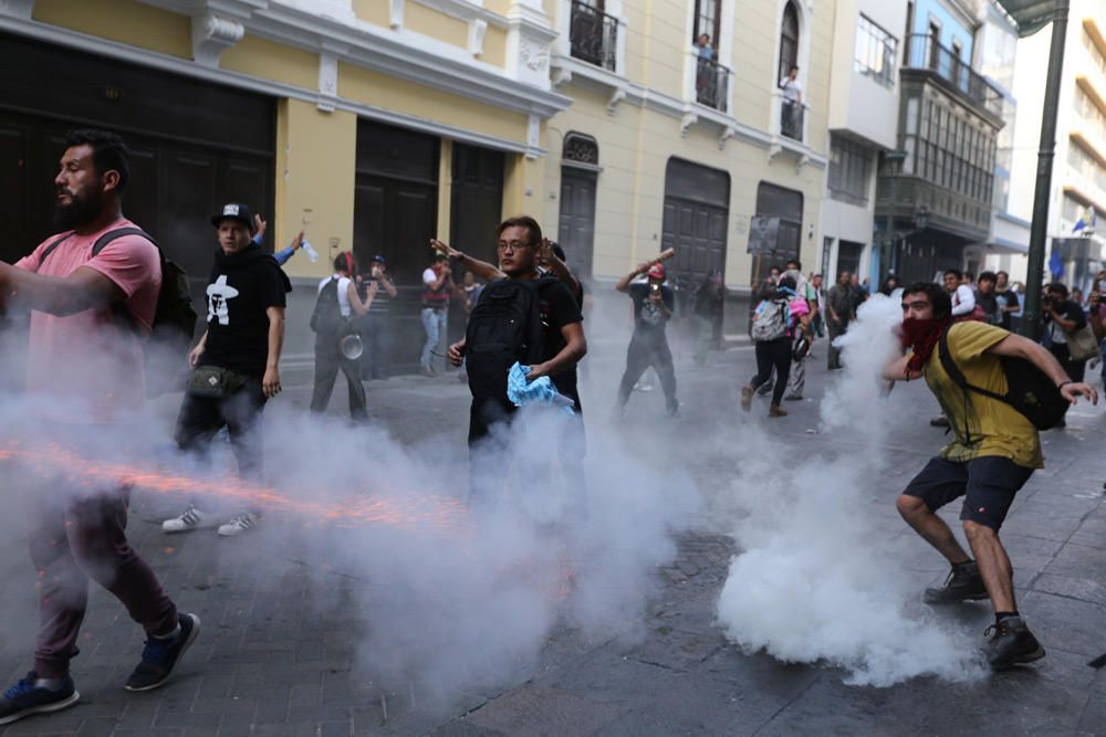 Protestas en Perú por el indulto a Fujimori