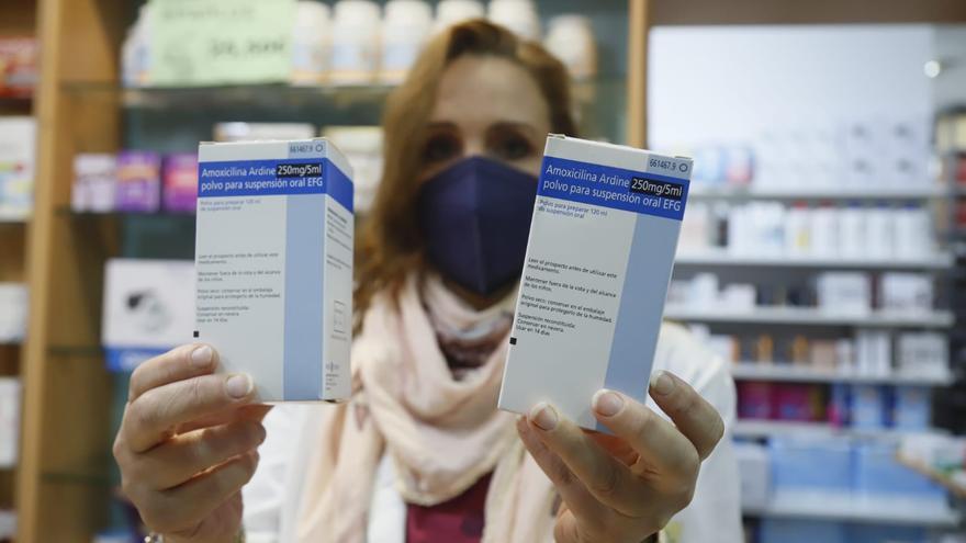 Falta de suministro de amoxicilina infantil jarabe en Córdoba al recetarse más por el auge de complicaciones respiratorias