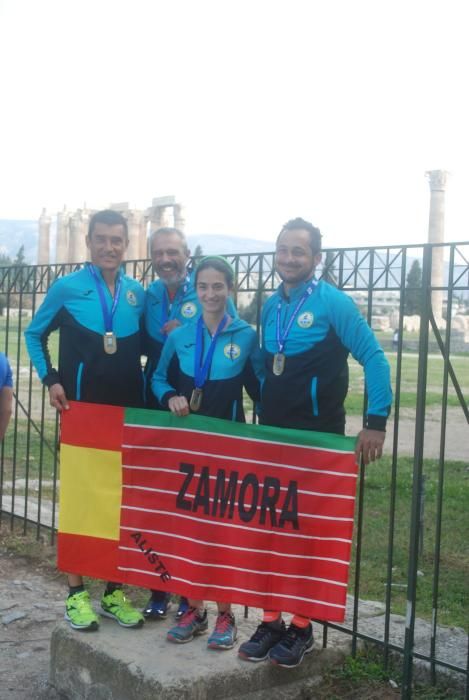 Los alistanos en la maratón de Atenas.