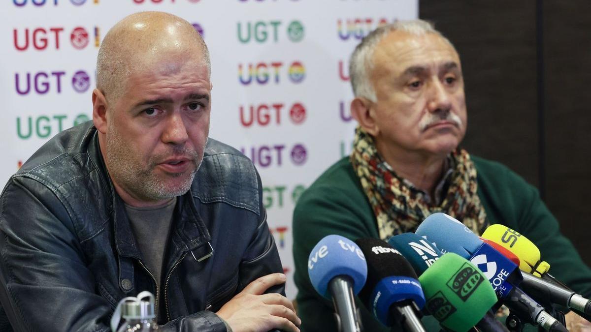Los líderes de CCOO y UGT, Unai Sordo y Pepe Álvarez.