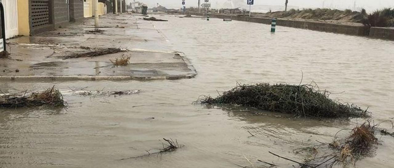 El litoral de Almassora ha sido objeto de diferentes medidas de protección y ha sufrido el efecto de temporales.