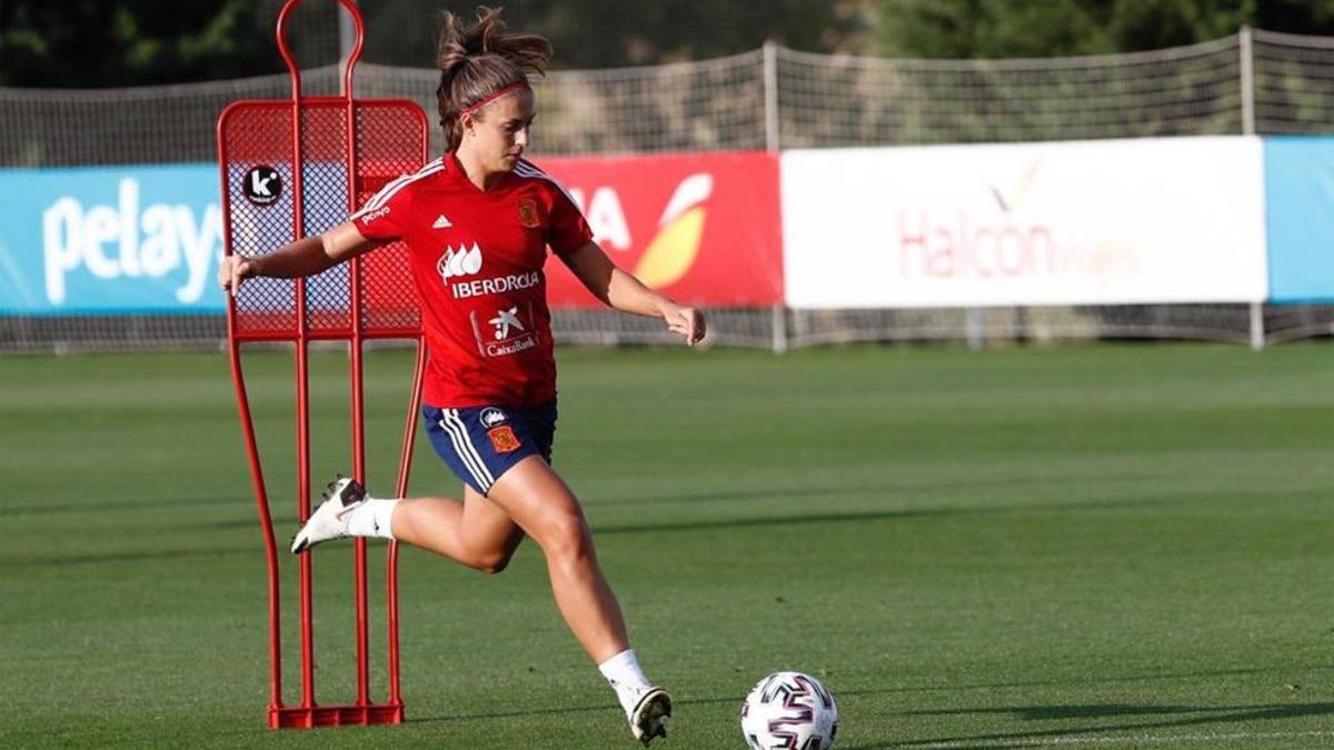 Alexia Putellas en un entreno de la Selección