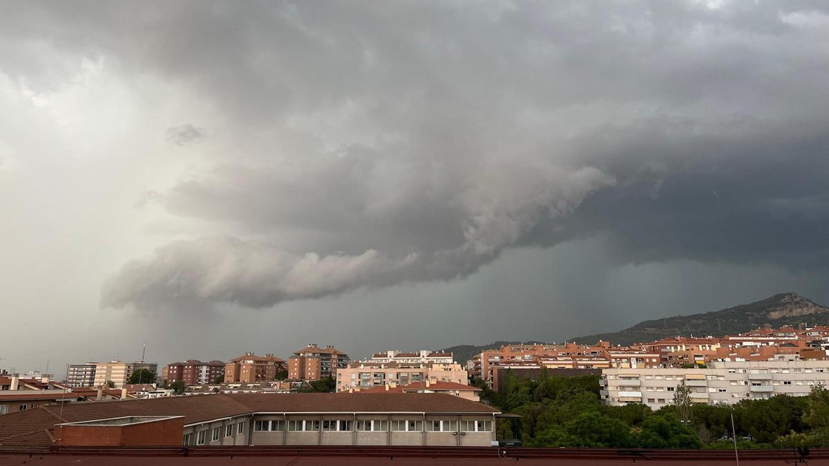 Cortina de lluvia en Sant Feliu de Llobregat