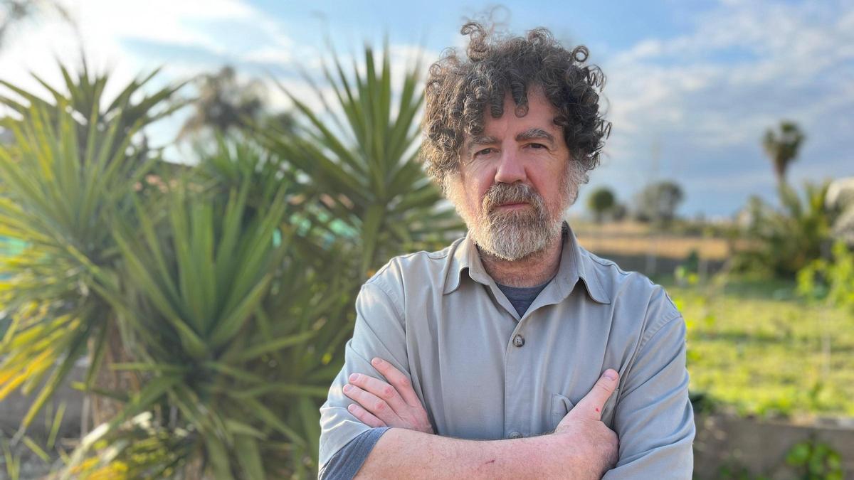 L'escriptor vila-realenc Ángel Gil Cheza torna amb una nova trilogia de literatura juvenil.