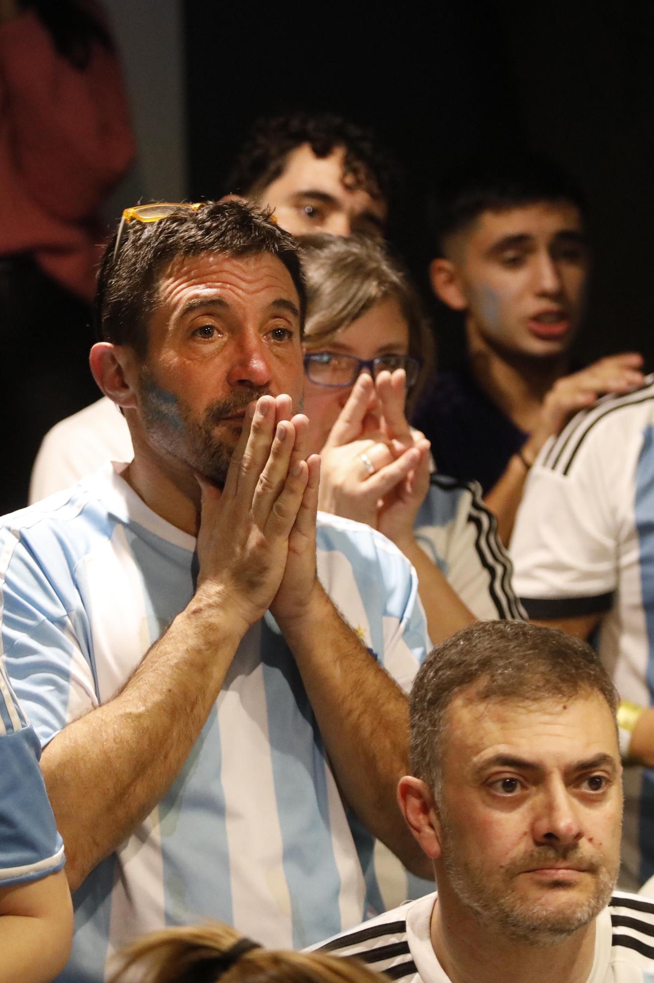 Les imatges de l'afició argentina celebrant el mundial a Girona