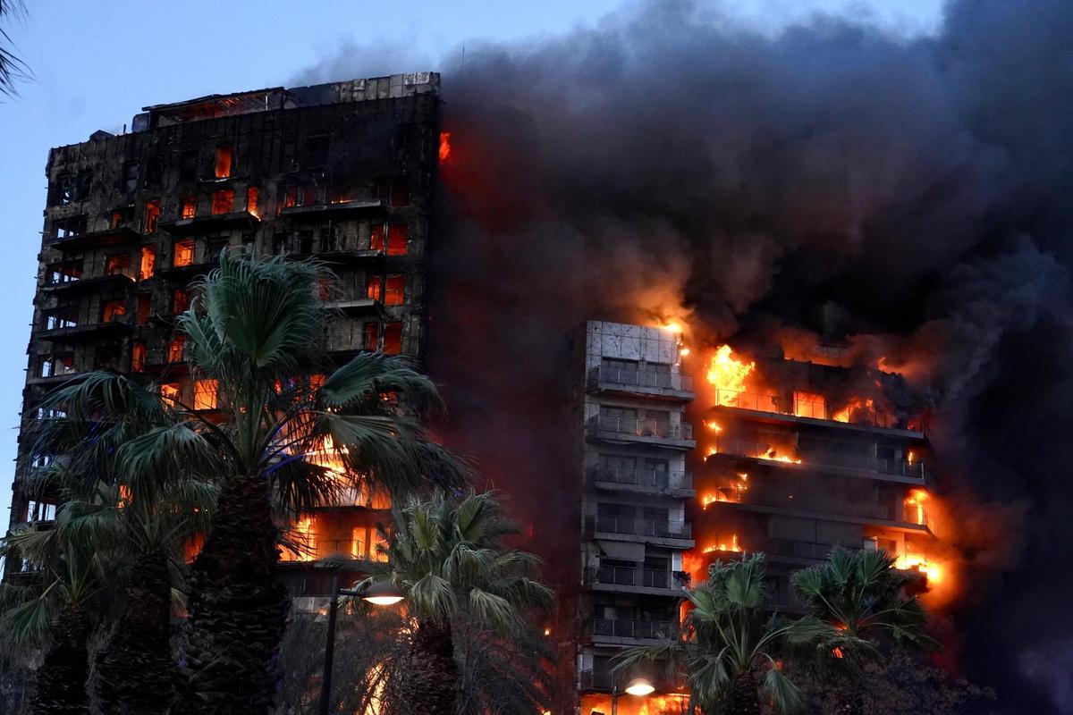 Incendio en el edificio de Valencia.